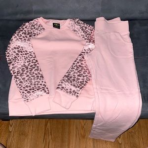 Girls two piece sweat suit